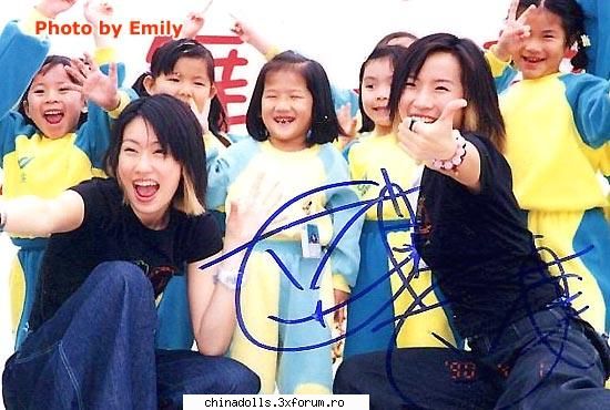 Poze cu China Dolls - poze cu autografe 5 - Galerie foto